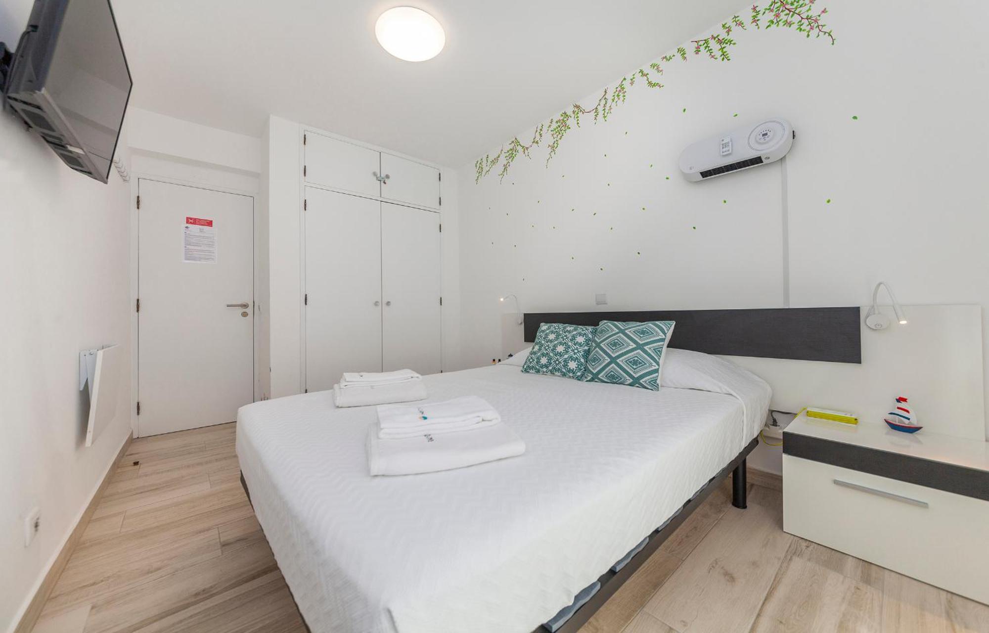 M - Martin & Tomas Guesthouse ラゴス エクステリア 写真