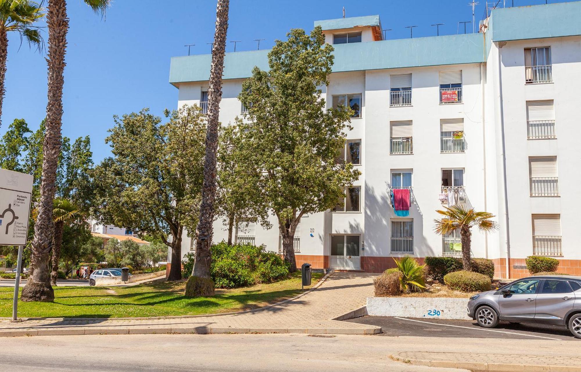 M - Martin & Tomas Guesthouse ラゴス エクステリア 写真