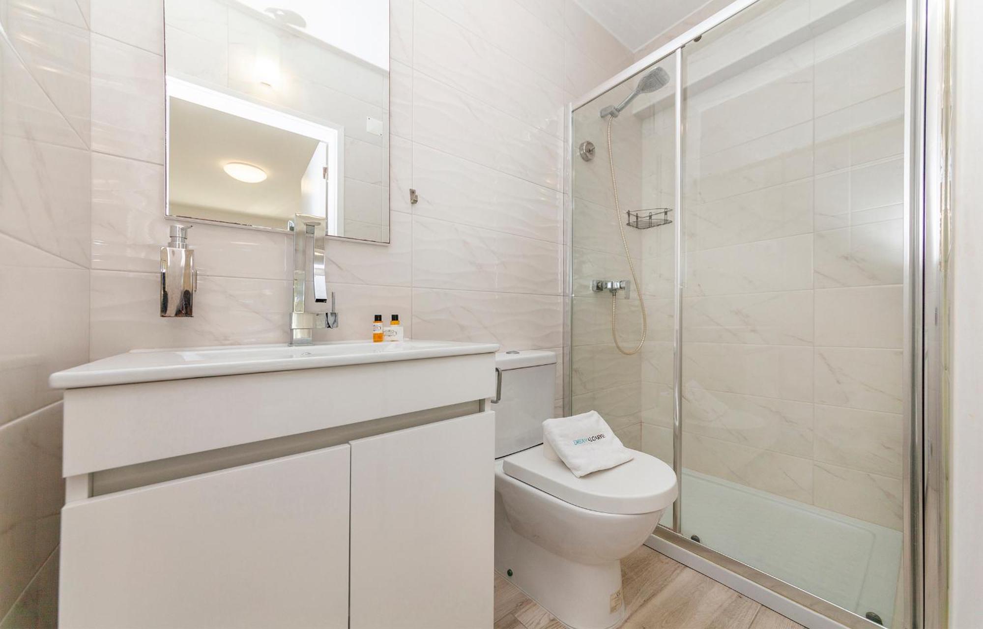 M - Martin & Tomas Guesthouse ラゴス 部屋 写真