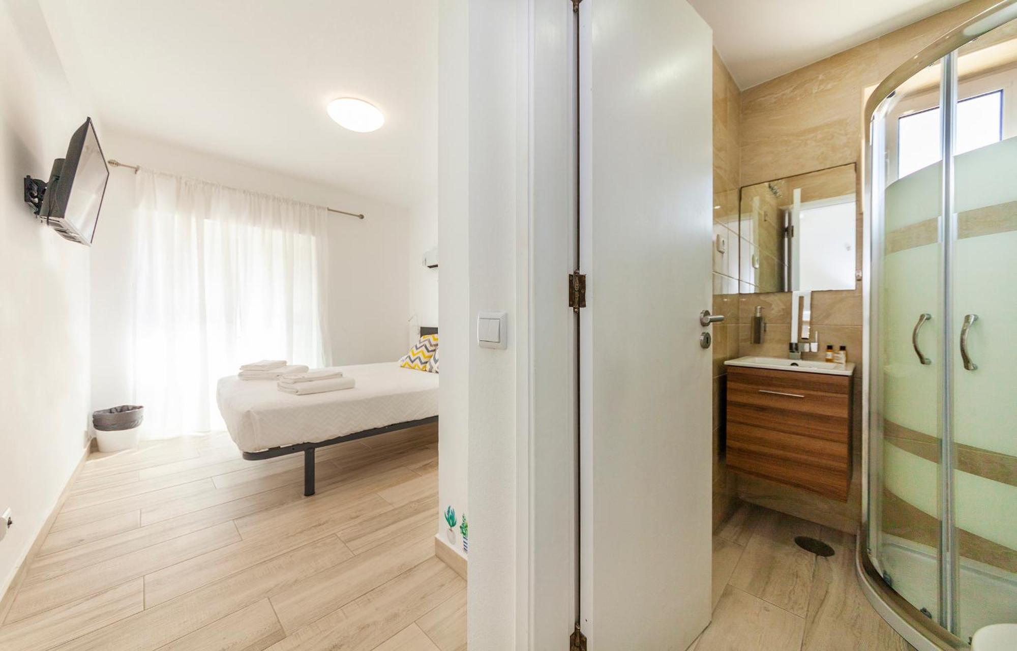 M - Martin & Tomas Guesthouse ラゴス 部屋 写真
